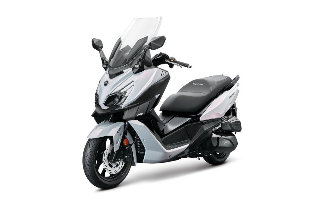 cruisym white